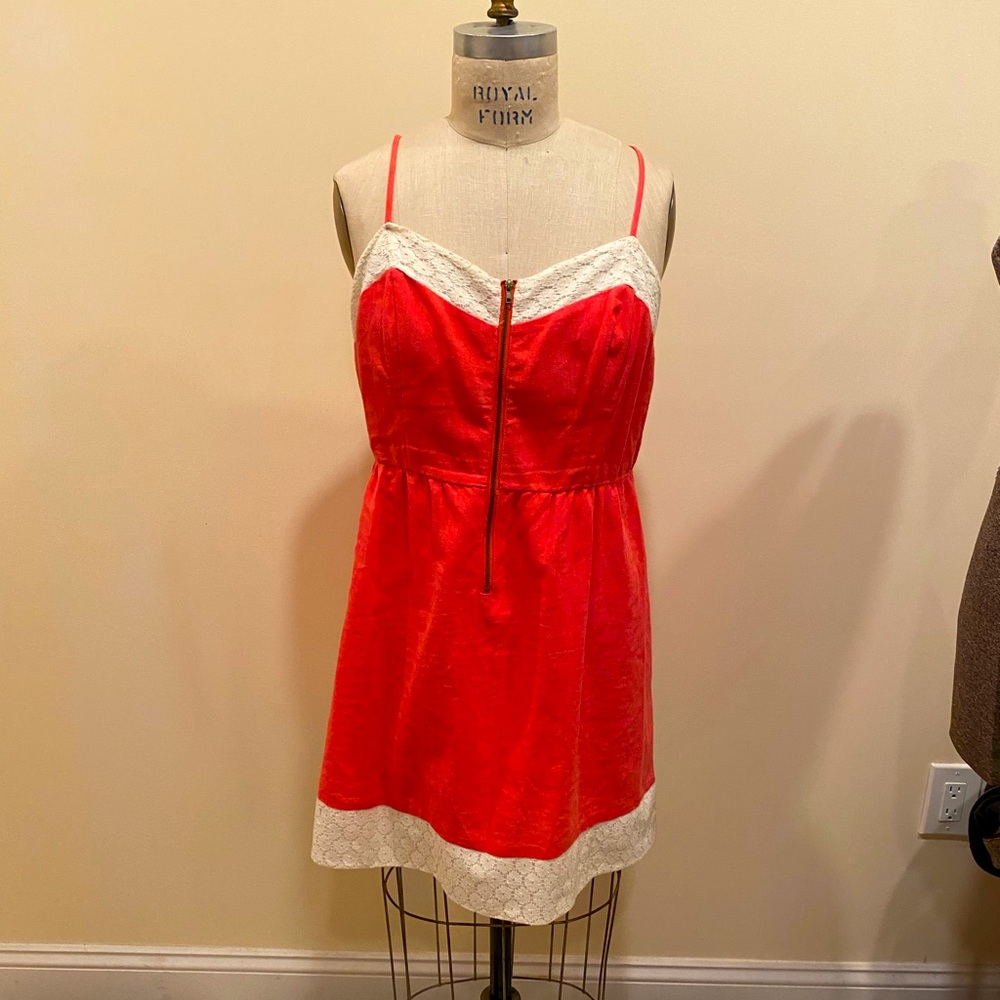 Cute, casual dress. Linen, cotton and lace.